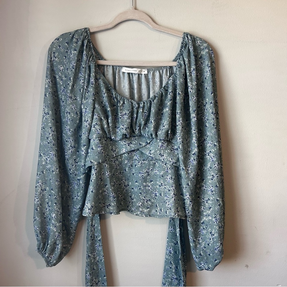 Altar’d State Women Medium Floral Spring/Summer Tie Front Cottagecore